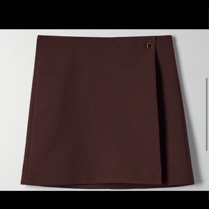 Aritzia wayne skirt